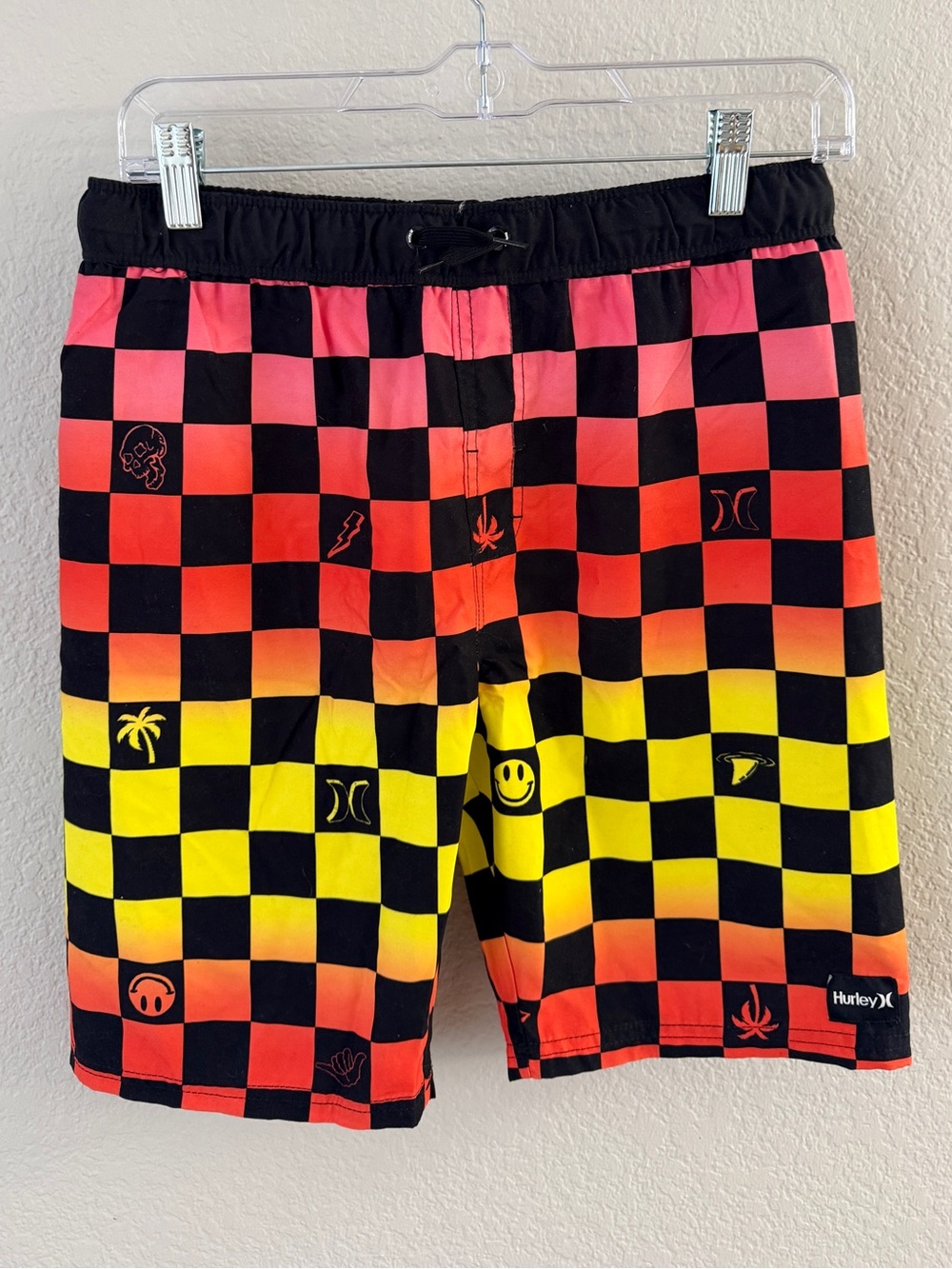 Hurley Boys Board Shorts Swim Trunks Youth L 14-16 NWT Checkered